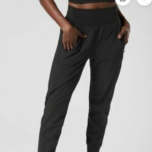 Athleta distance Joggers